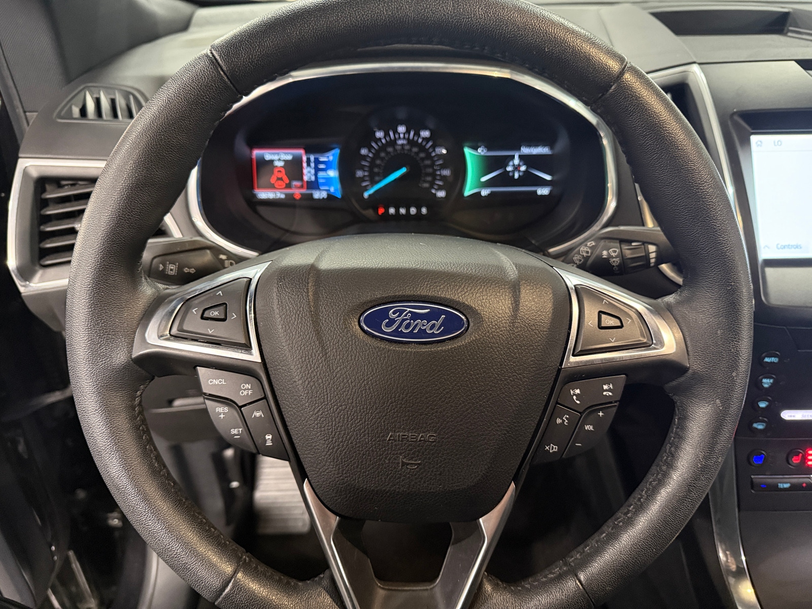 Thumbnail: 2020 Ford Edge - 4