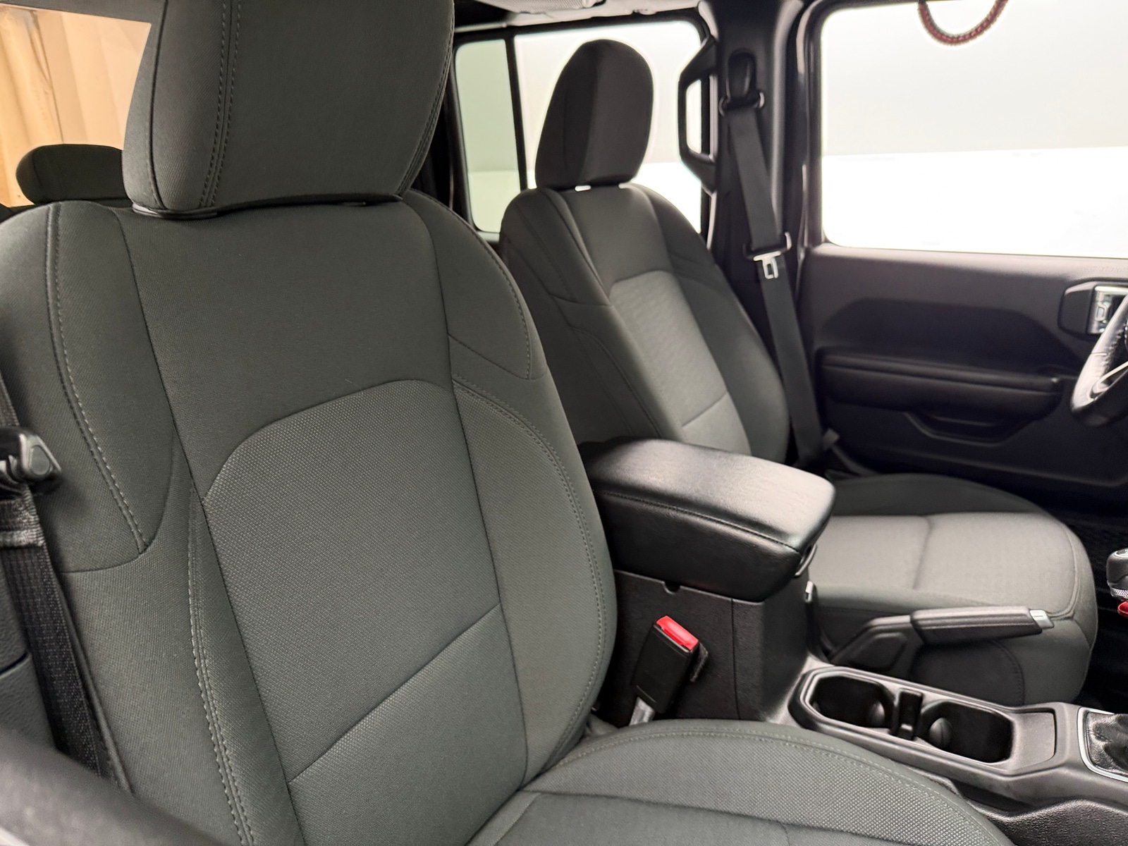 Thumbnail: 2021 Jeep Gladiator - 2