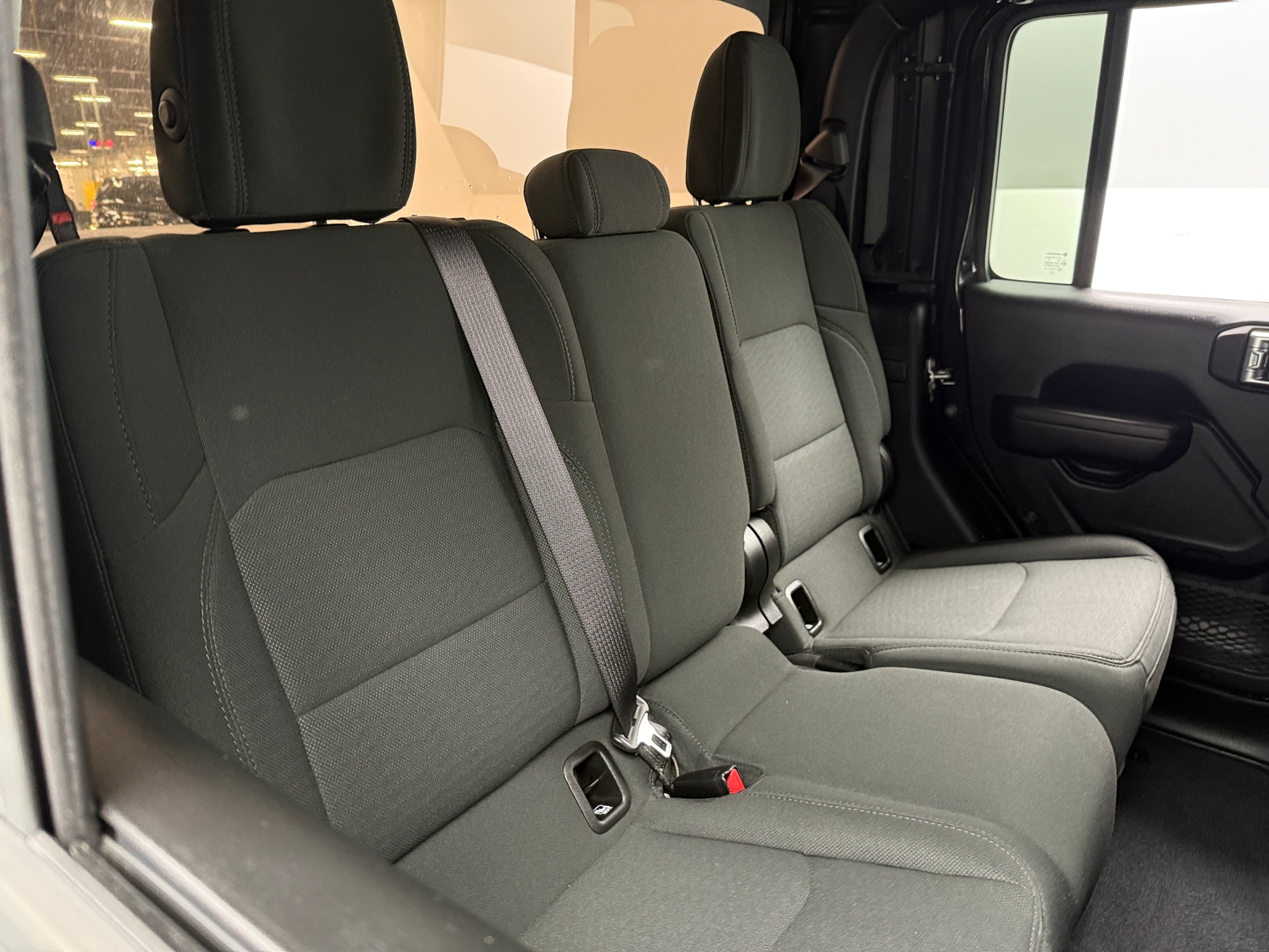 Thumbnail: 2021 Jeep Gladiator - 6