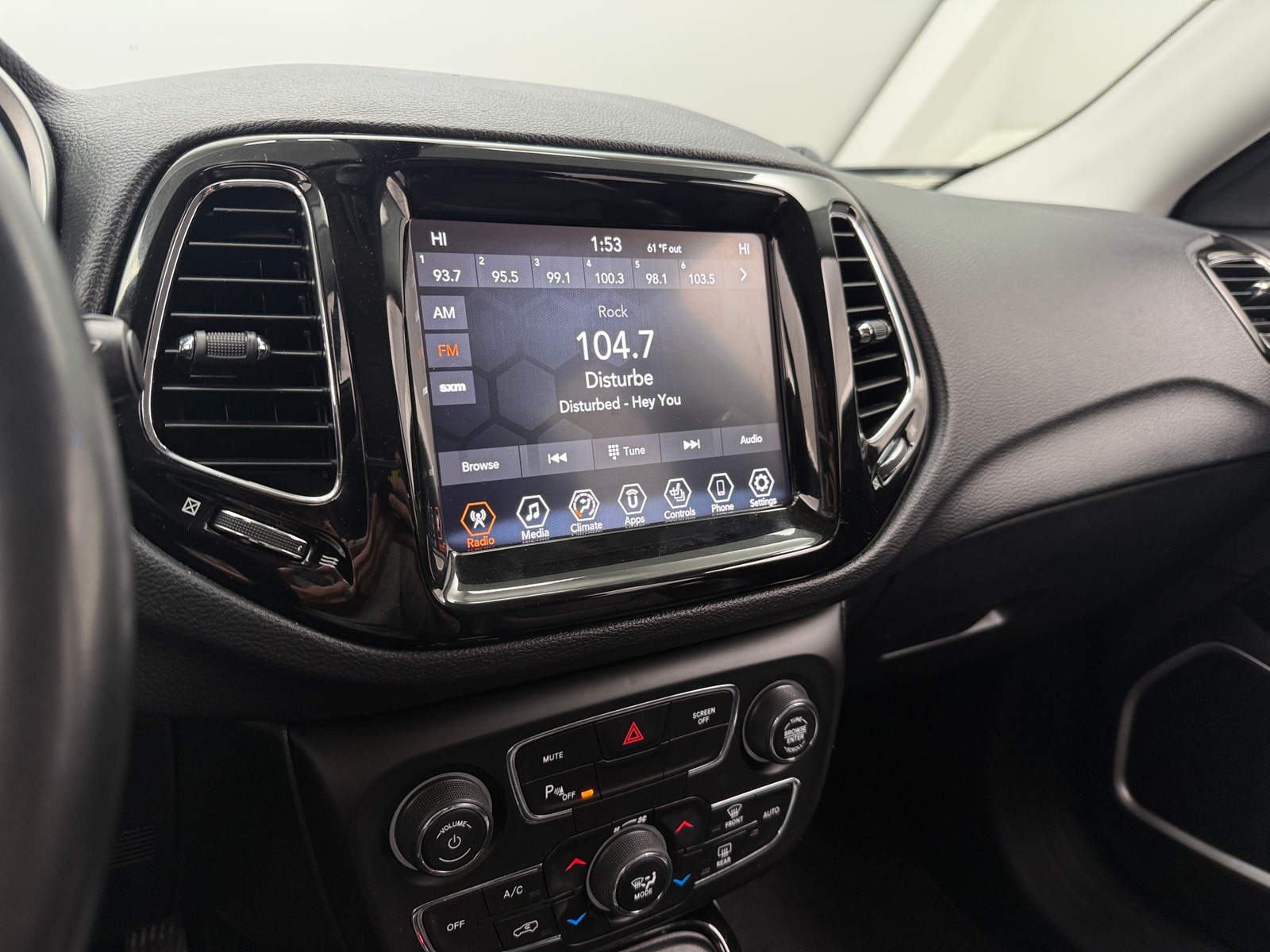 Thumbnail: 2018 Jeep Compass - 4