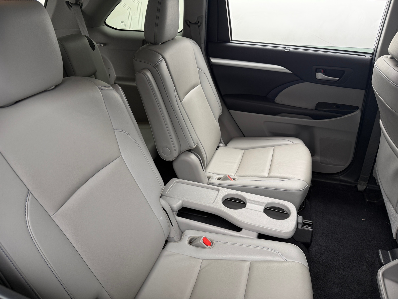 Thumbnail: 2019 Toyota Highlander - 5