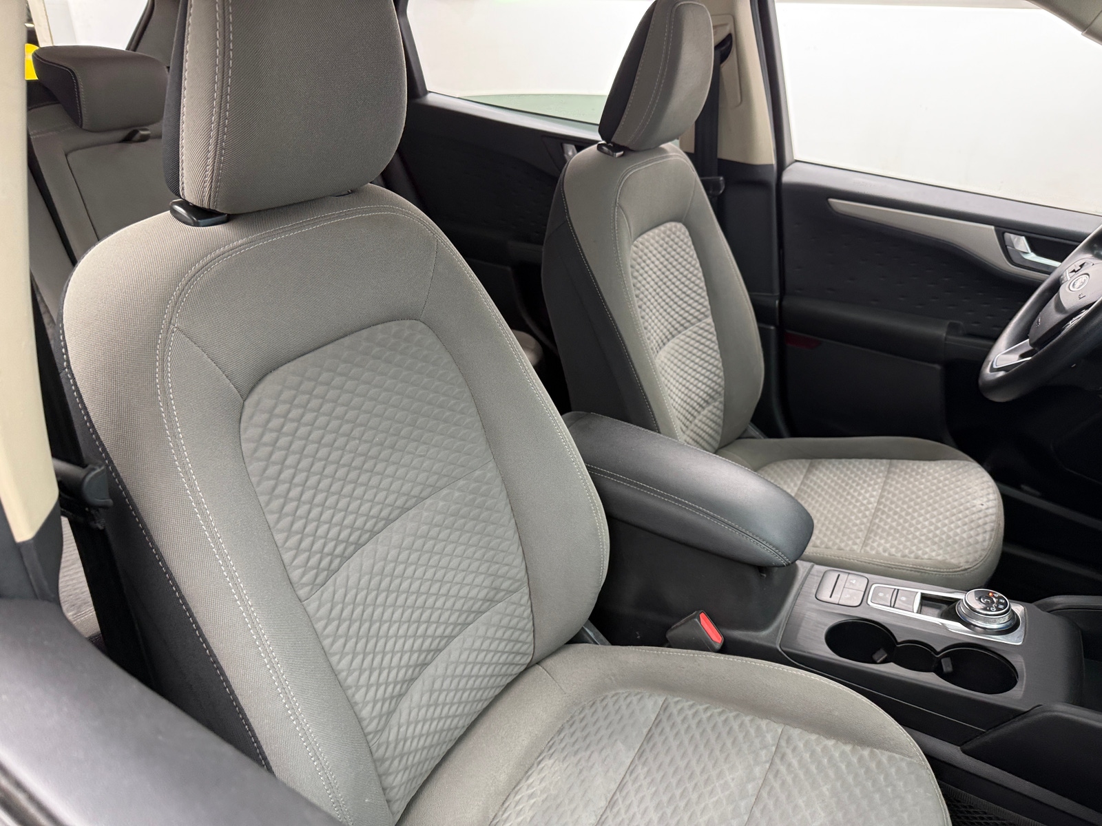 Thumbnail: 2020 Ford Escape - 2