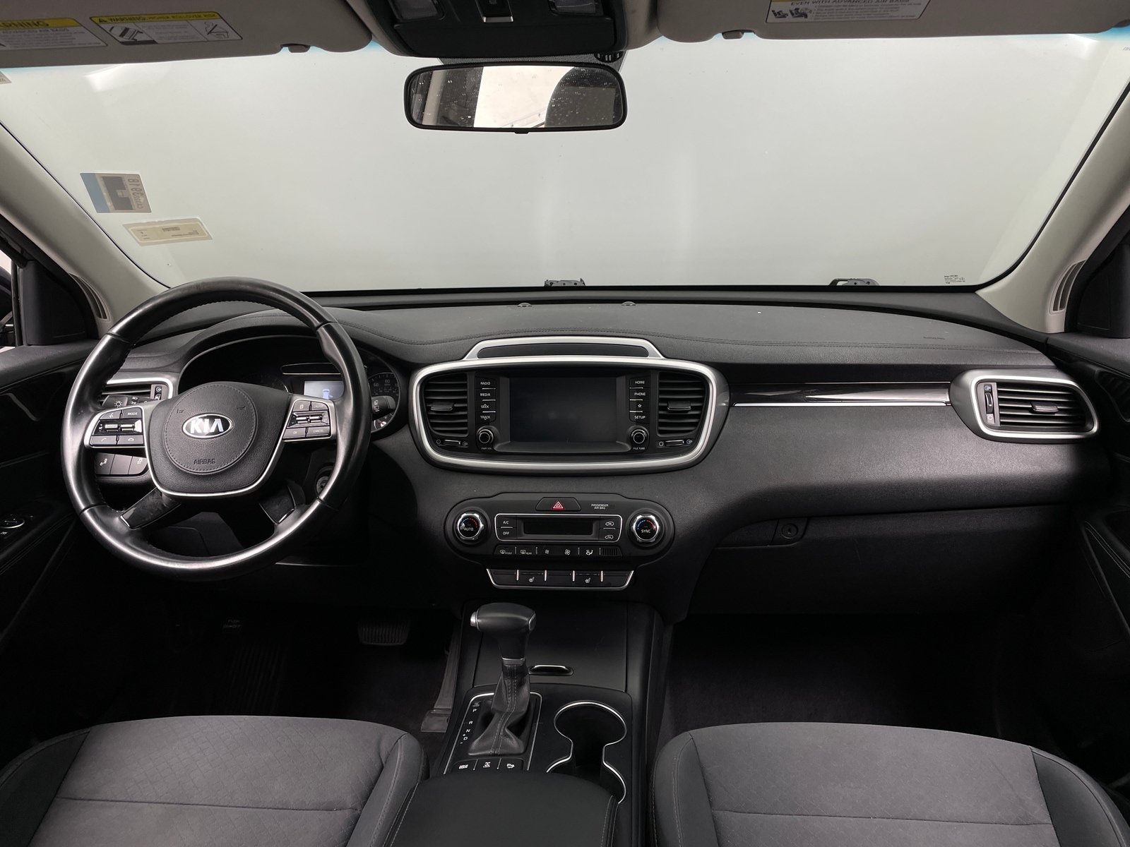 Thumbnail: 2020 Kia Sorento - 3