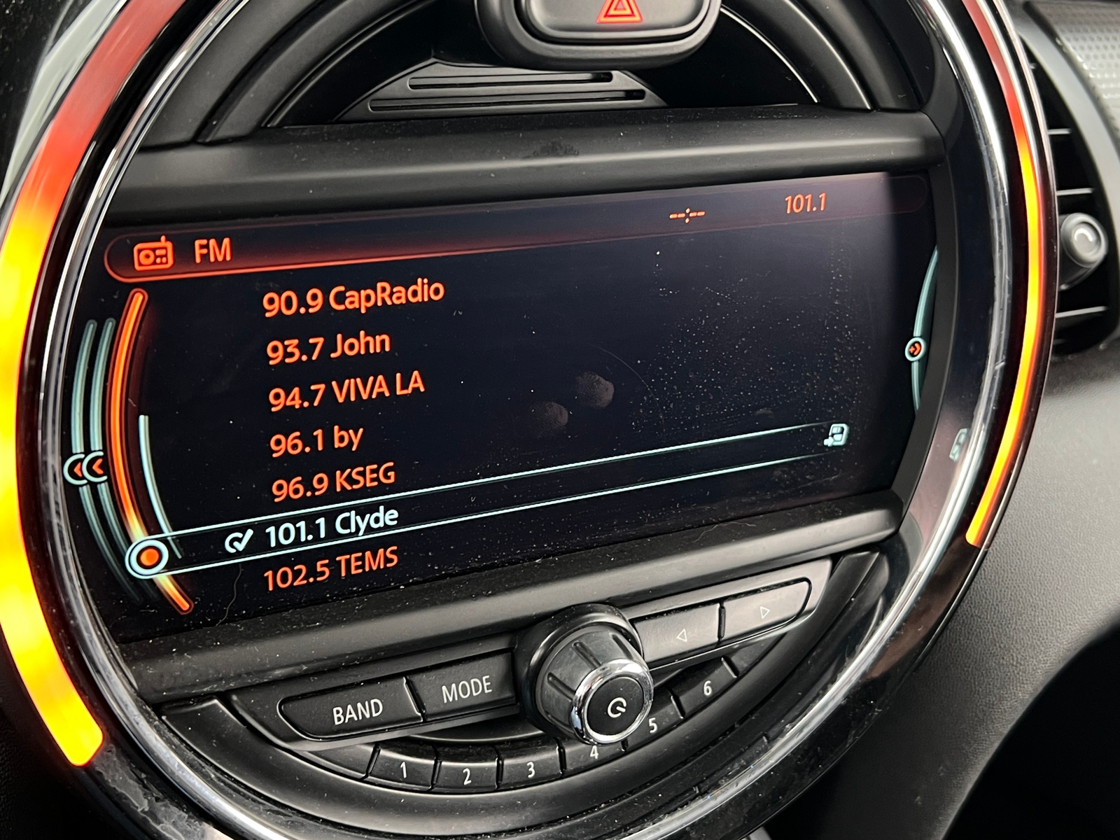 Thumbnail: 2016 MINI Cooper Hardtop - 3