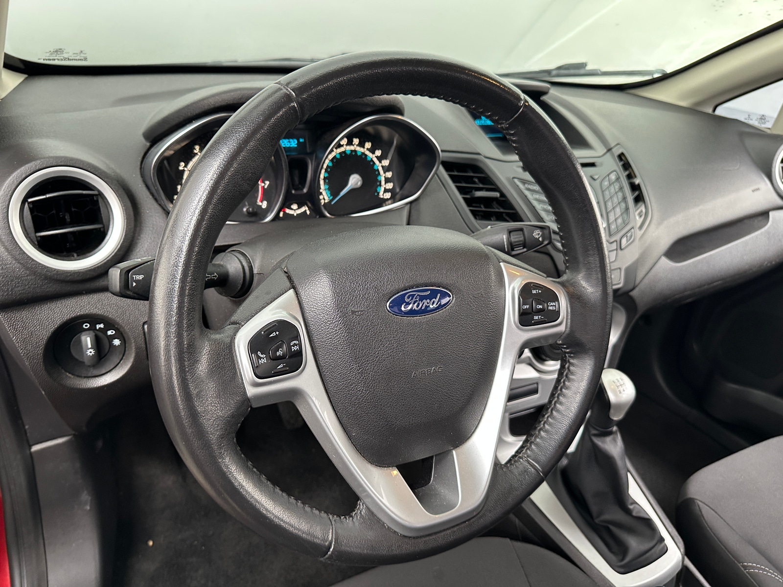 Thumbnail: 2015 Ford Fiesta - 5