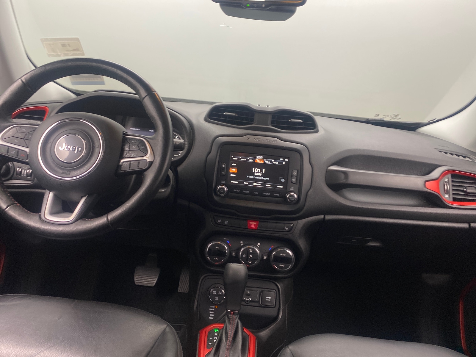 Thumbnail: 2017 Jeep Renegade - 3