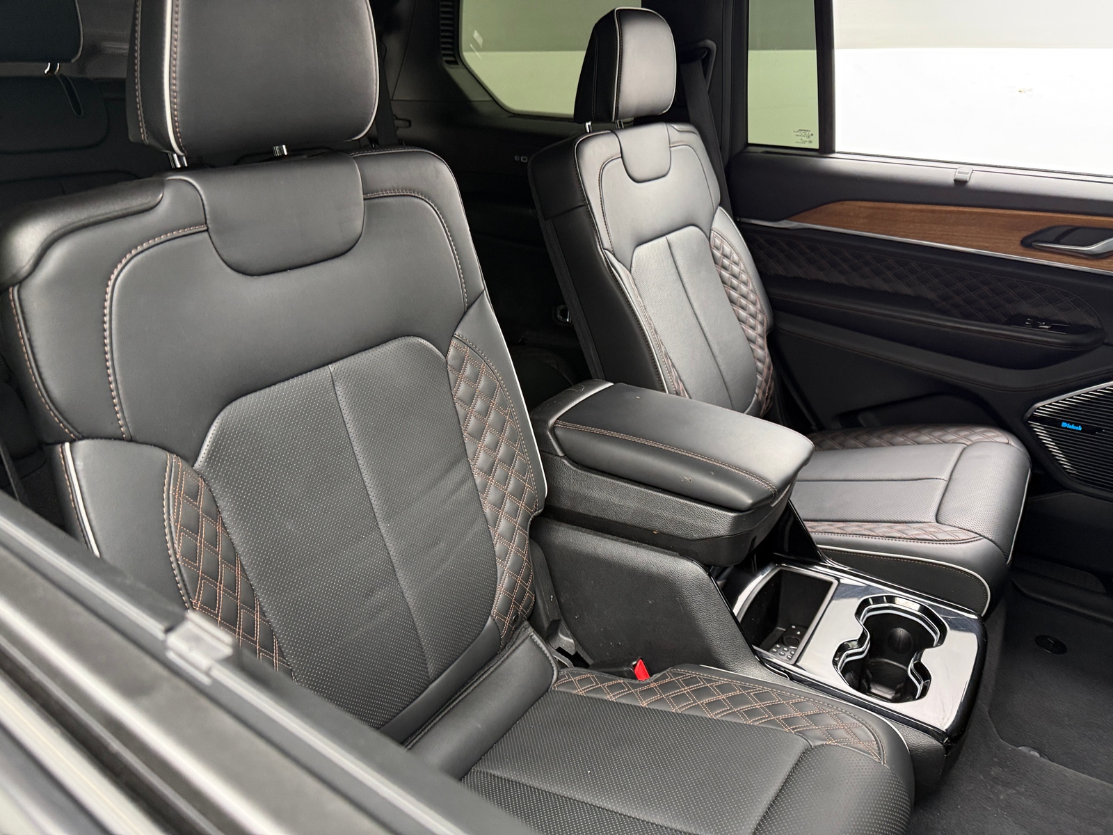 Thumbnail: 2023 Jeep Grand Cherokee L - 5