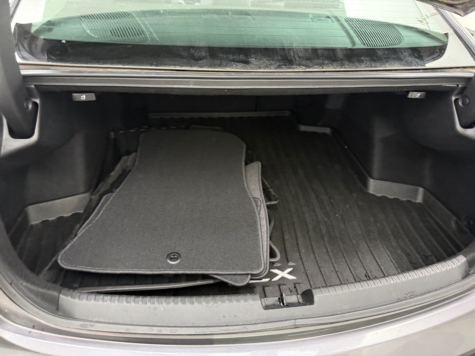 Thumbnail: 2022 Acura TLX - 6