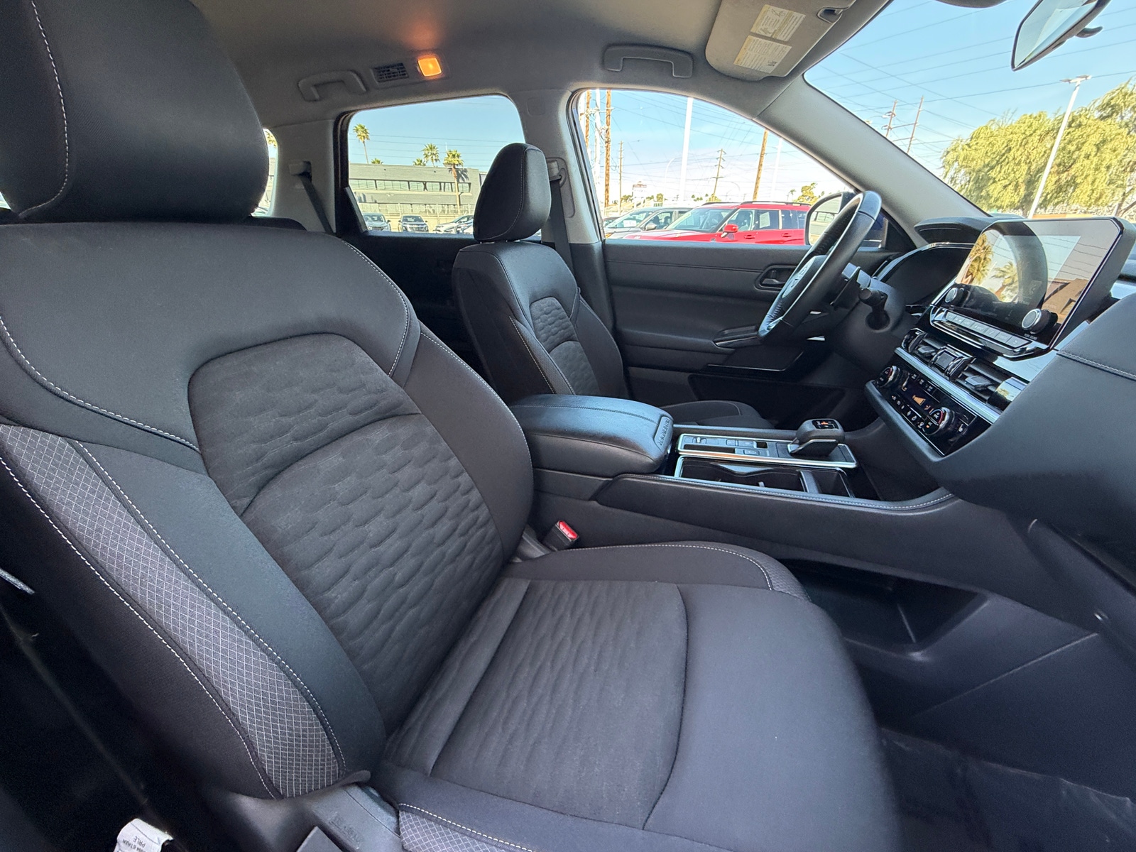 Thumbnail: 2025 Nissan Pathfinder - 2