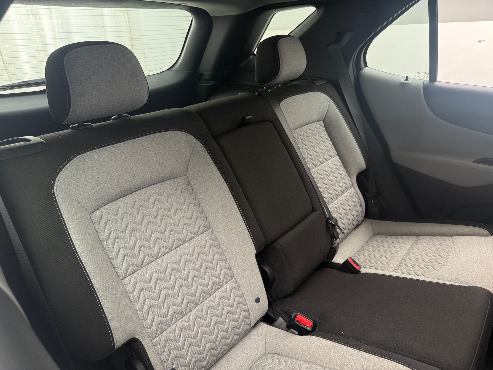 Thumbnail: 2022 Chevrolet Equinox - 6