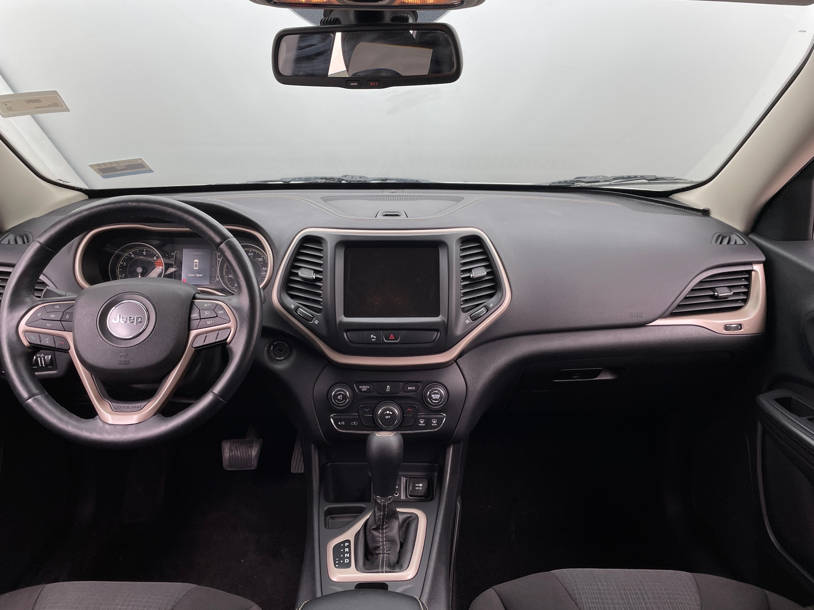 Thumbnail: 2017 Jeep Cherokee - 3