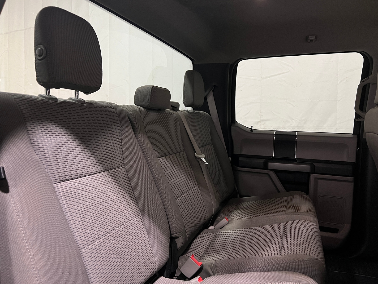 Thumbnail: 2018 Ford Econoline - 6
