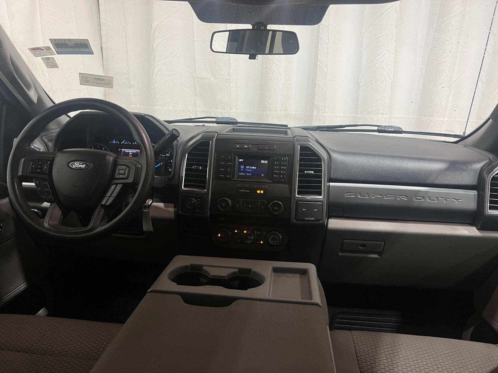 Thumbnail: 2018 Ford Econoline - 3