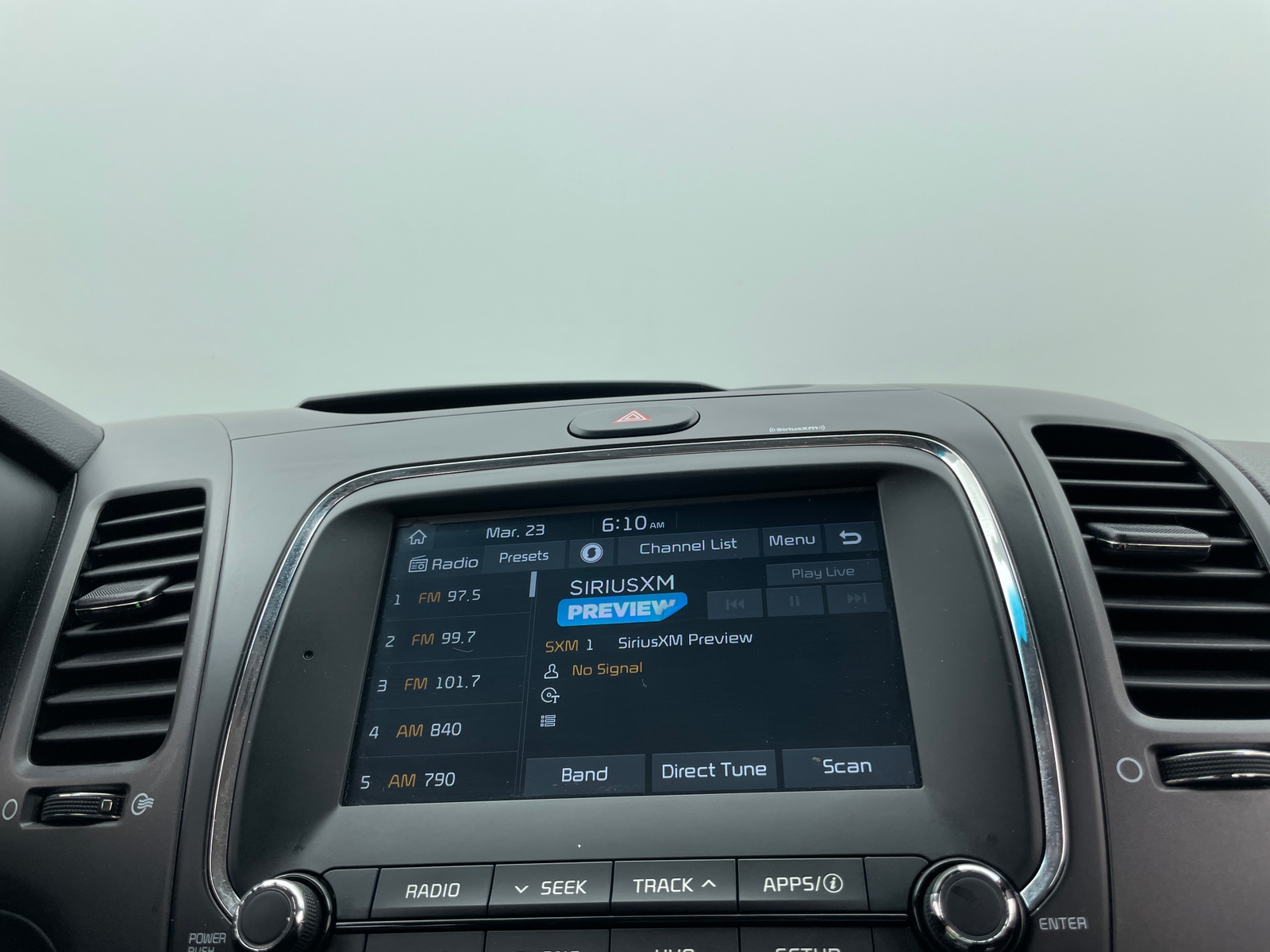 Thumbnail: 2018 Kia Forte - 4