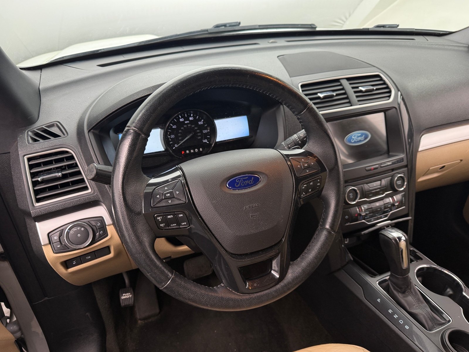 Thumbnail: 2017 Ford Explorer - 4