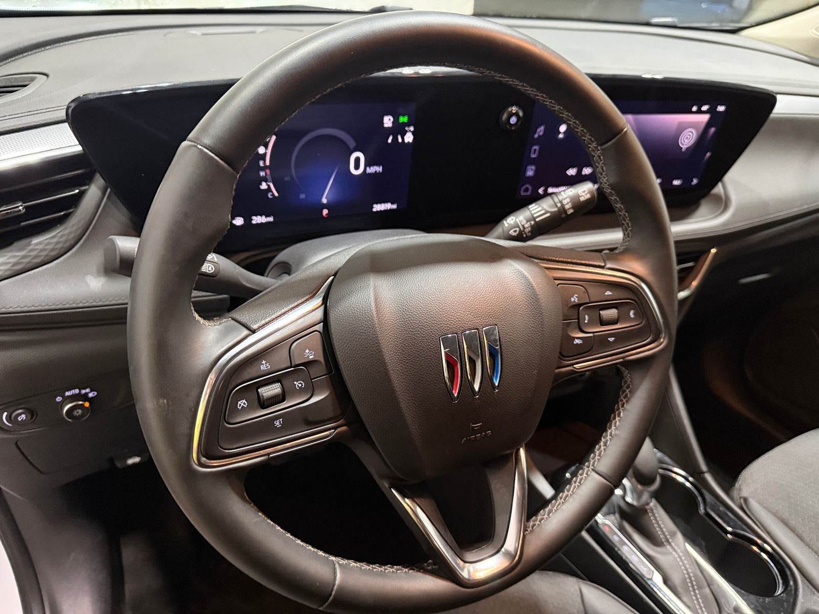 Thumbnail: 2025 Buick Encore GX - 5