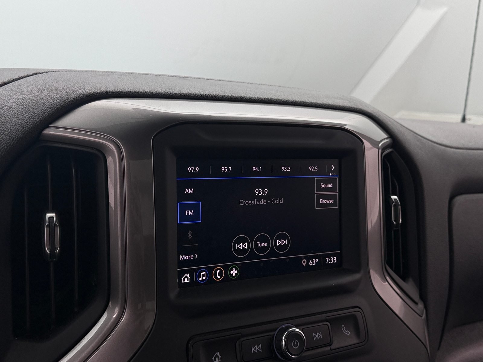 Thumbnail: 2024 Chevrolet Silverado 1500 - 3