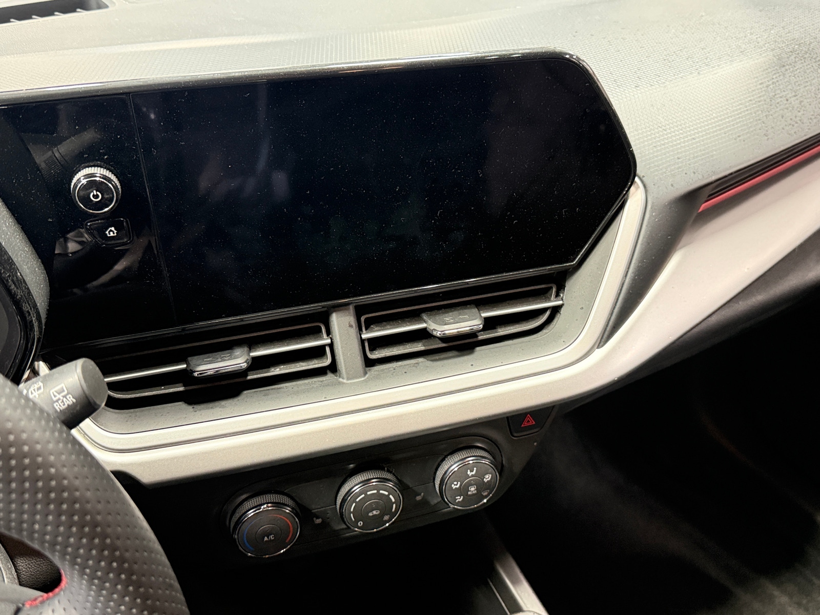 Thumbnail: 2024 Chevrolet Trax - 4