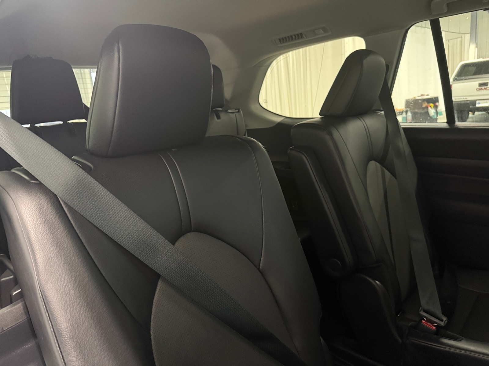 Thumbnail: 2025 Toyota Grand Highlander - 6