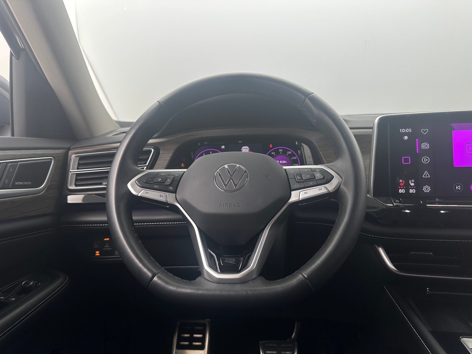 Thumbnail: 2024 Volkswagen Atlas - 4