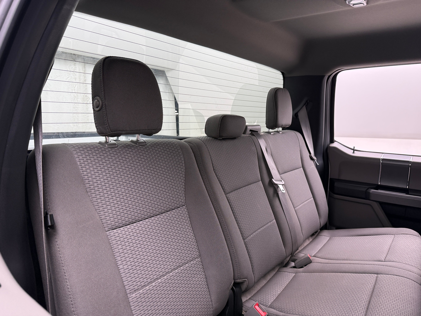 Thumbnail: 2018 Ford Econoline - 6