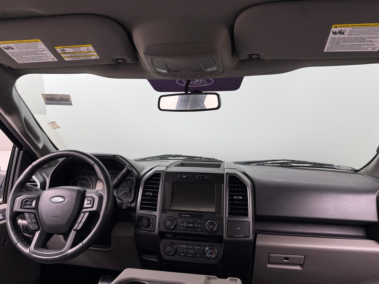 Thumbnail: 2018 Ford Econoline - 3