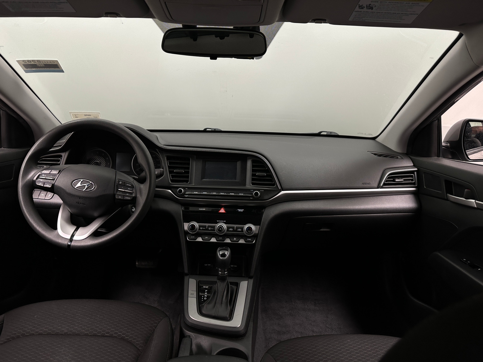 Thumbnail: 2020 Hyundai Elantra - 3