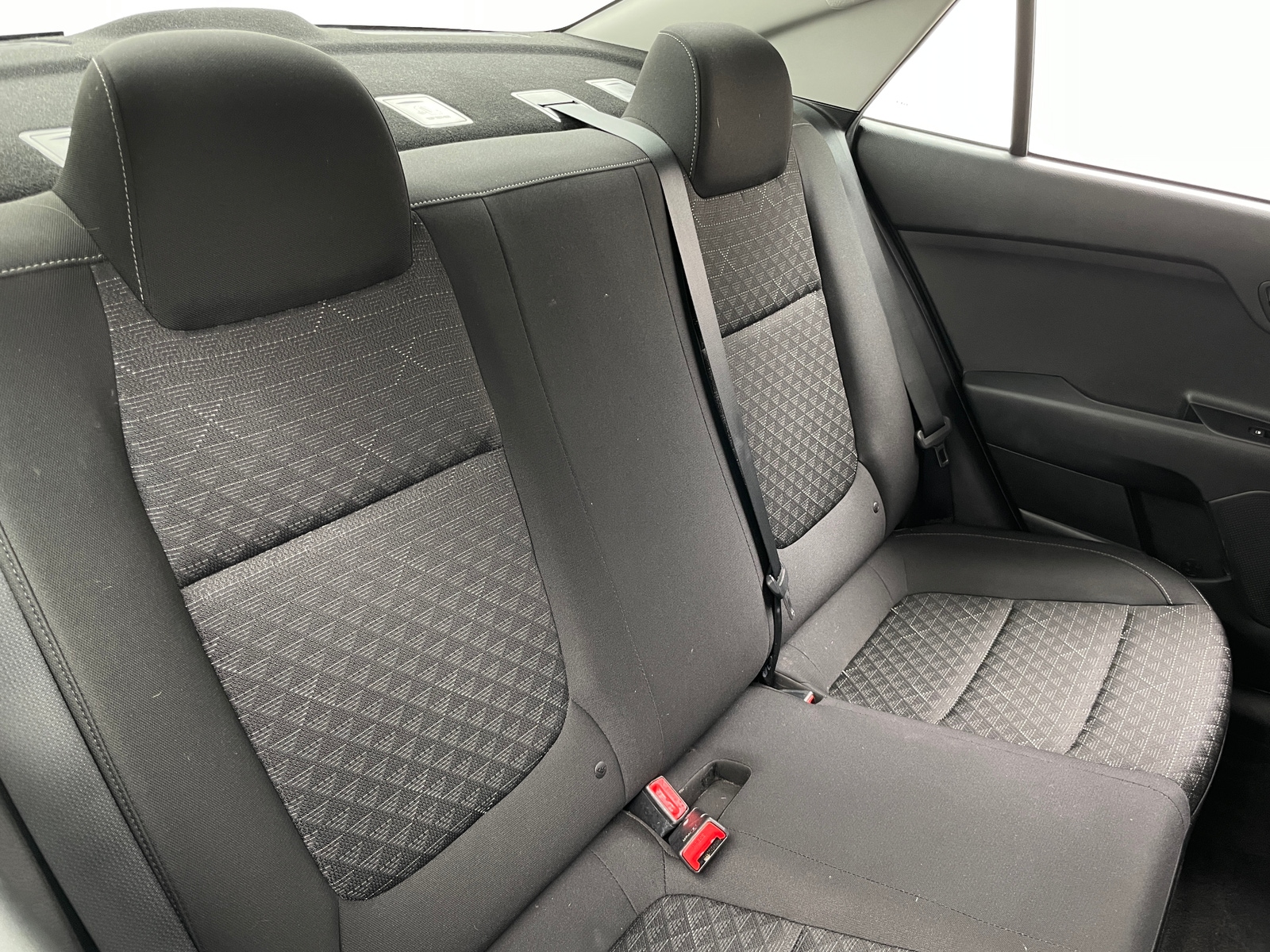 Thumbnail: 2023 Kia Rio - 6