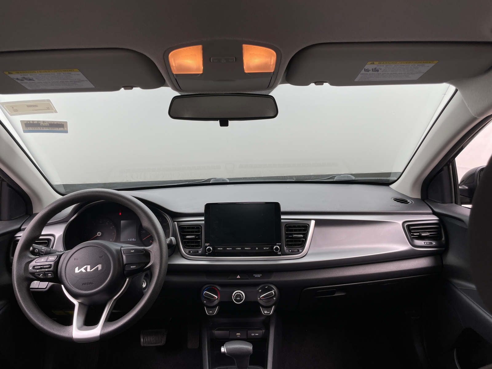 Thumbnail: 2023 Kia Rio - 3