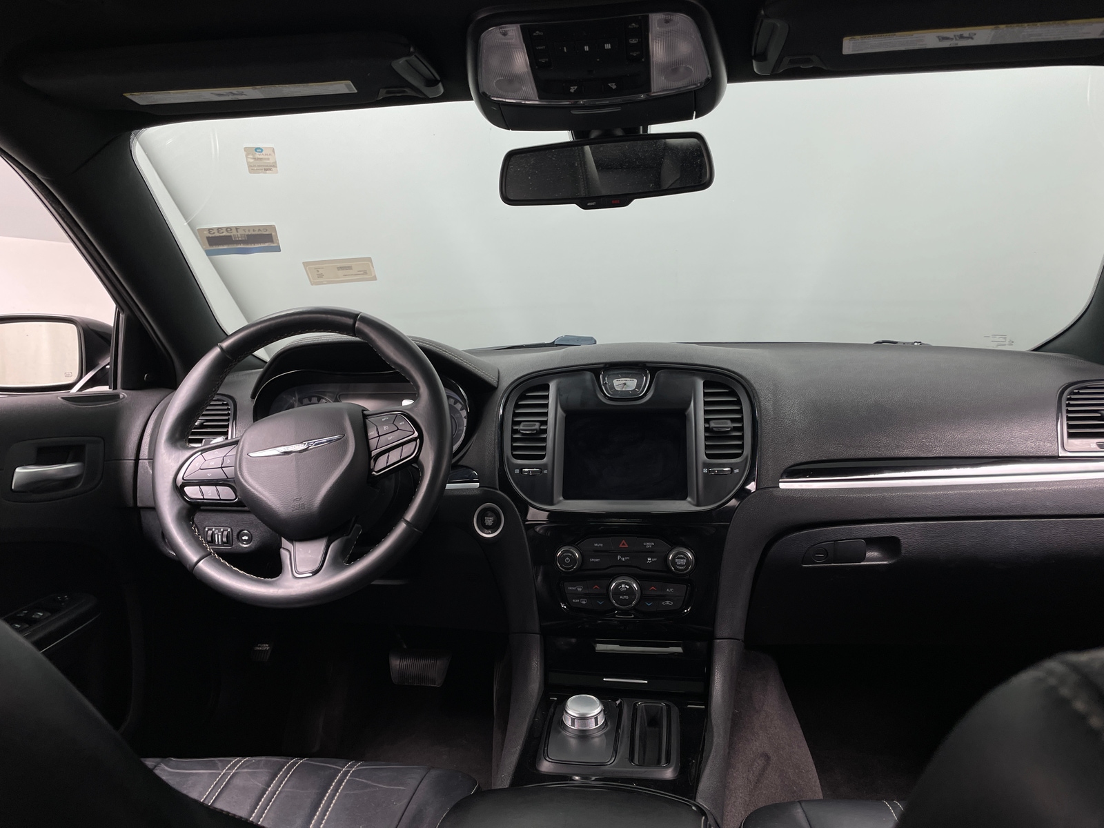 Thumbnail: 2018 Chrysler 300 - 2