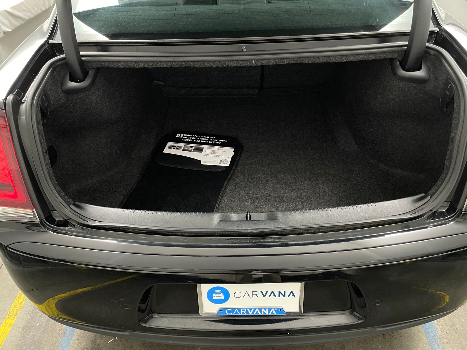 Thumbnail: 2018 Chrysler 300 - 6