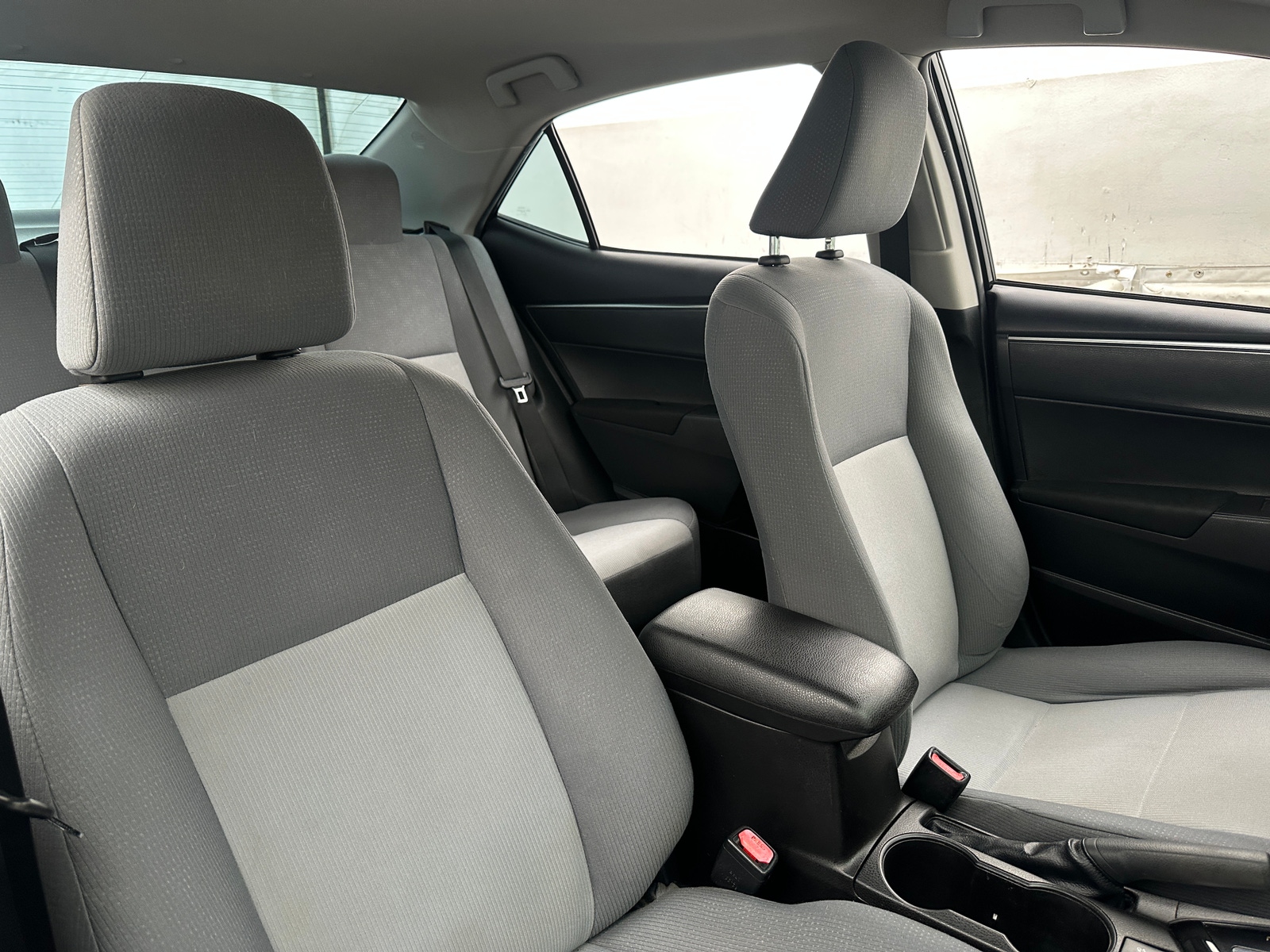 Thumbnail: 2016 Toyota Corolla - 2