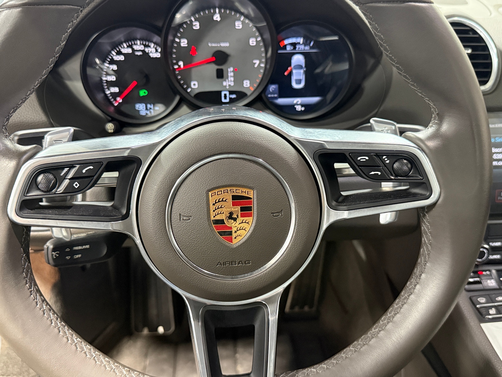 Thumbnail: 2018 Porsche 718 Cayman - 3