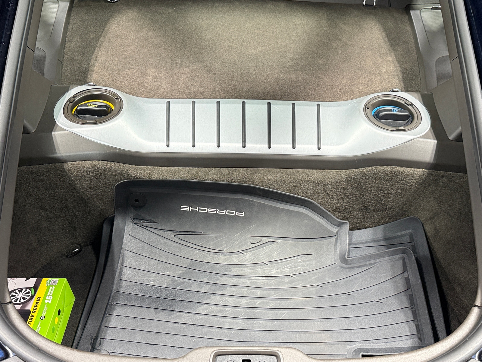 Thumbnail: 2018 Porsche 718 Cayman - 4