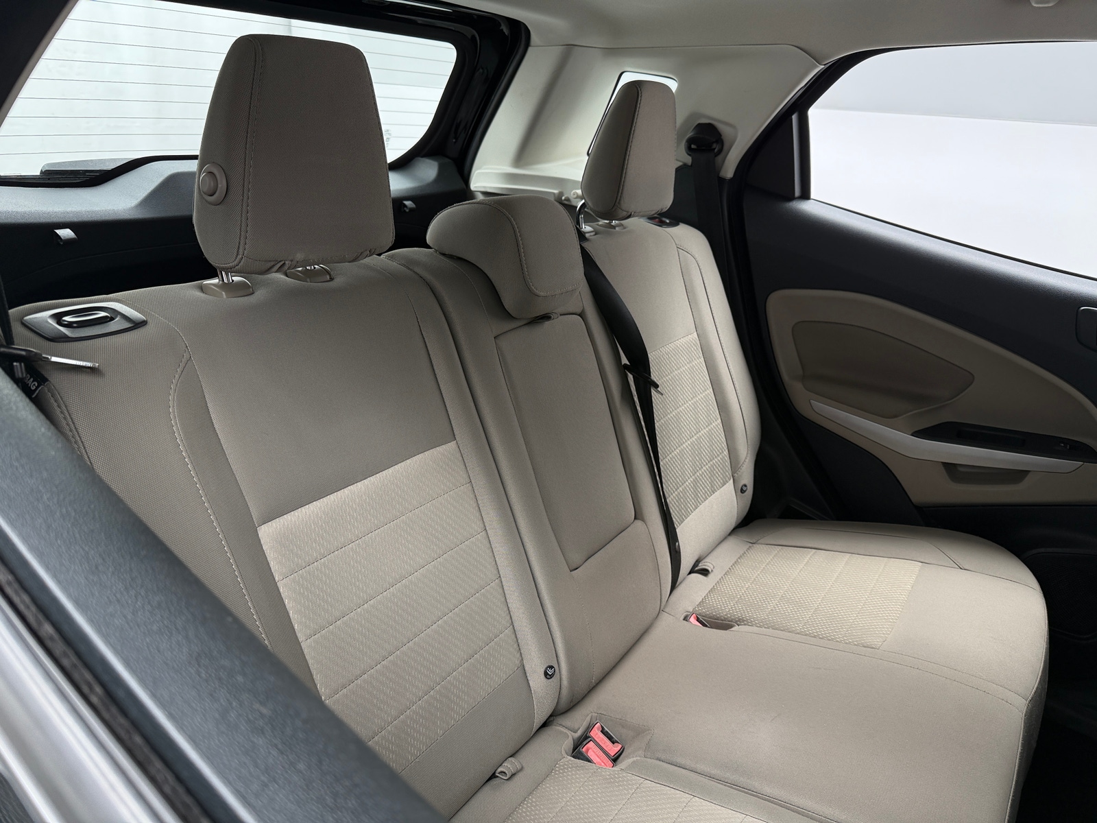 Thumbnail: 2021 Ford EcoSport - 6