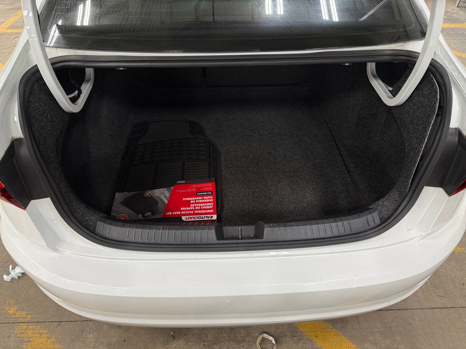 Thumbnail: 2021 Volkswagen Jetta - 7