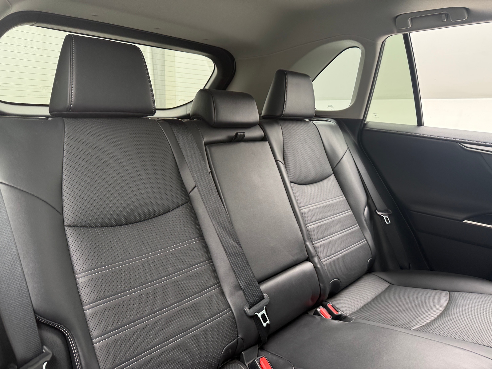 Thumbnail: 2022 Toyota RAV4 - 5