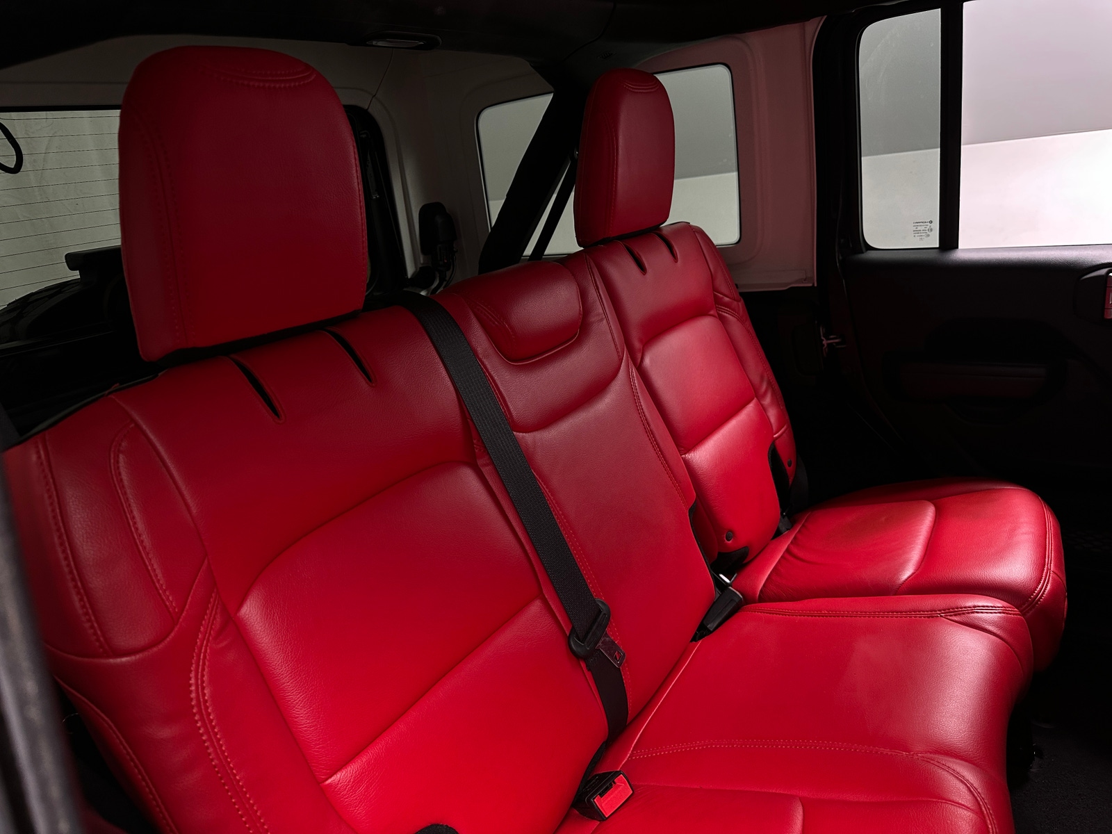 Thumbnail: 2021 Jeep Wrangler - 6