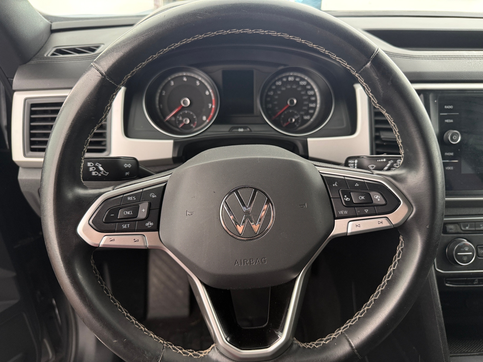 Thumbnail: 2021 Volkswagen Atlas - 4