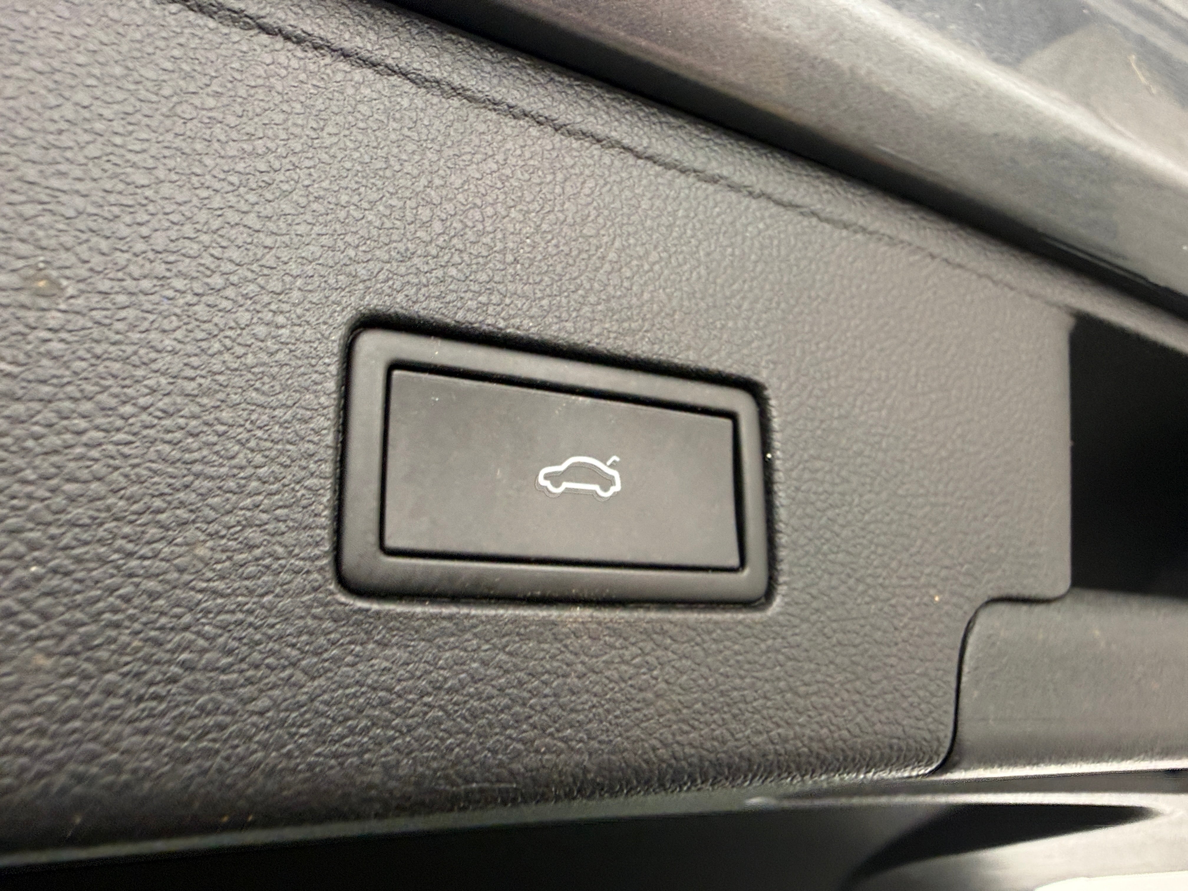 2021 Volkswagen Atlas Cross Sport