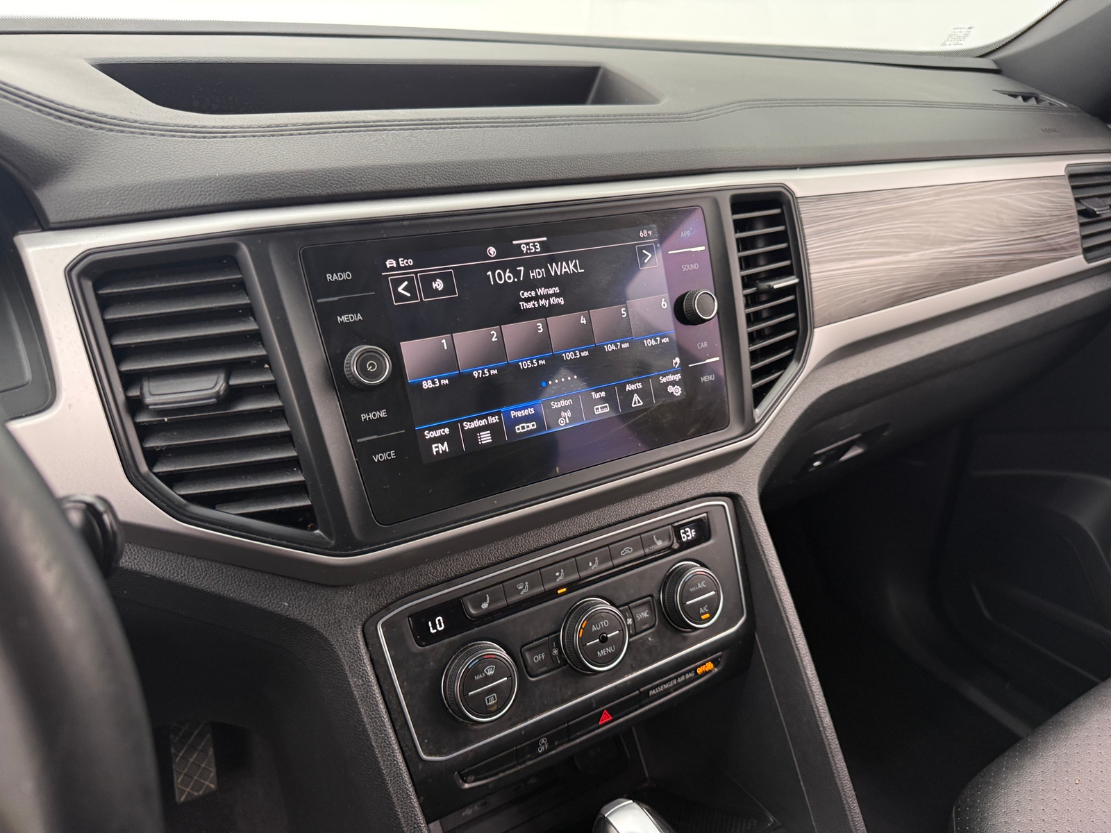 Thumbnail: 2021 Volkswagen Atlas - 3