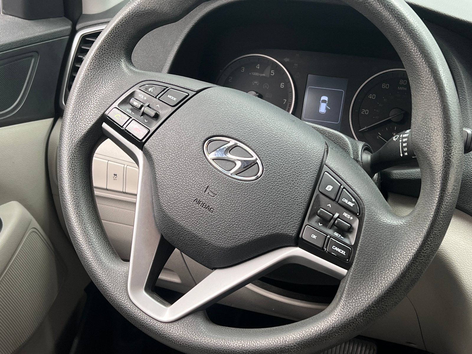 Thumbnail: 2018 Hyundai Tucson - 5