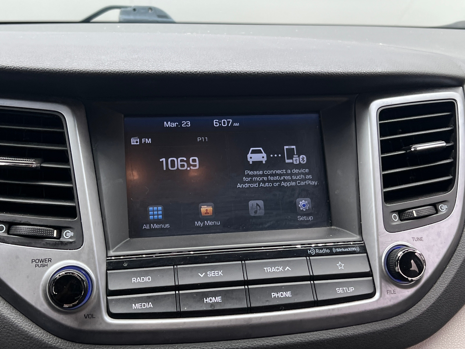 Thumbnail: 2018 Hyundai Tucson - 4