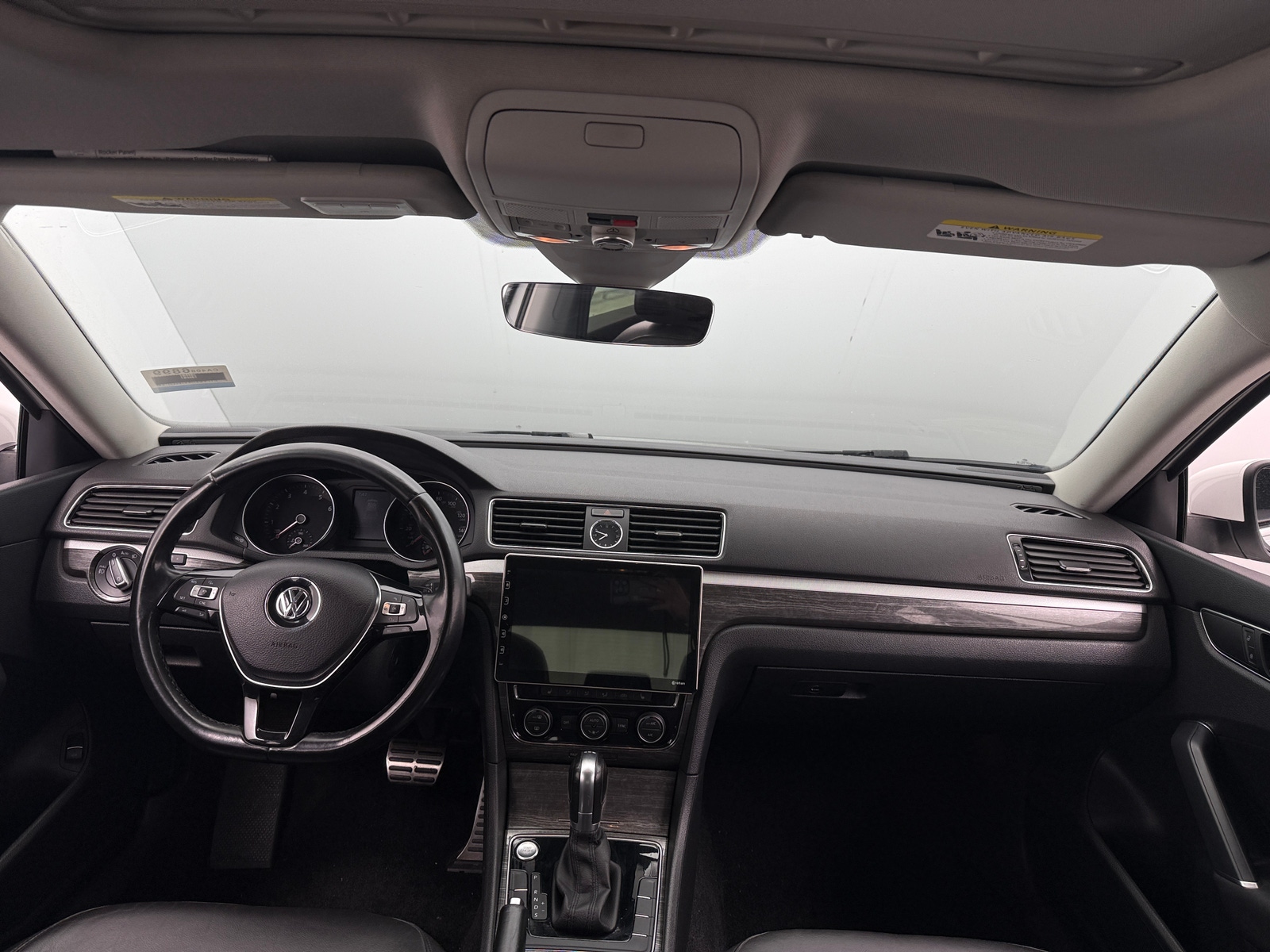 Thumbnail: 2016 Volkswagen Passat - 2