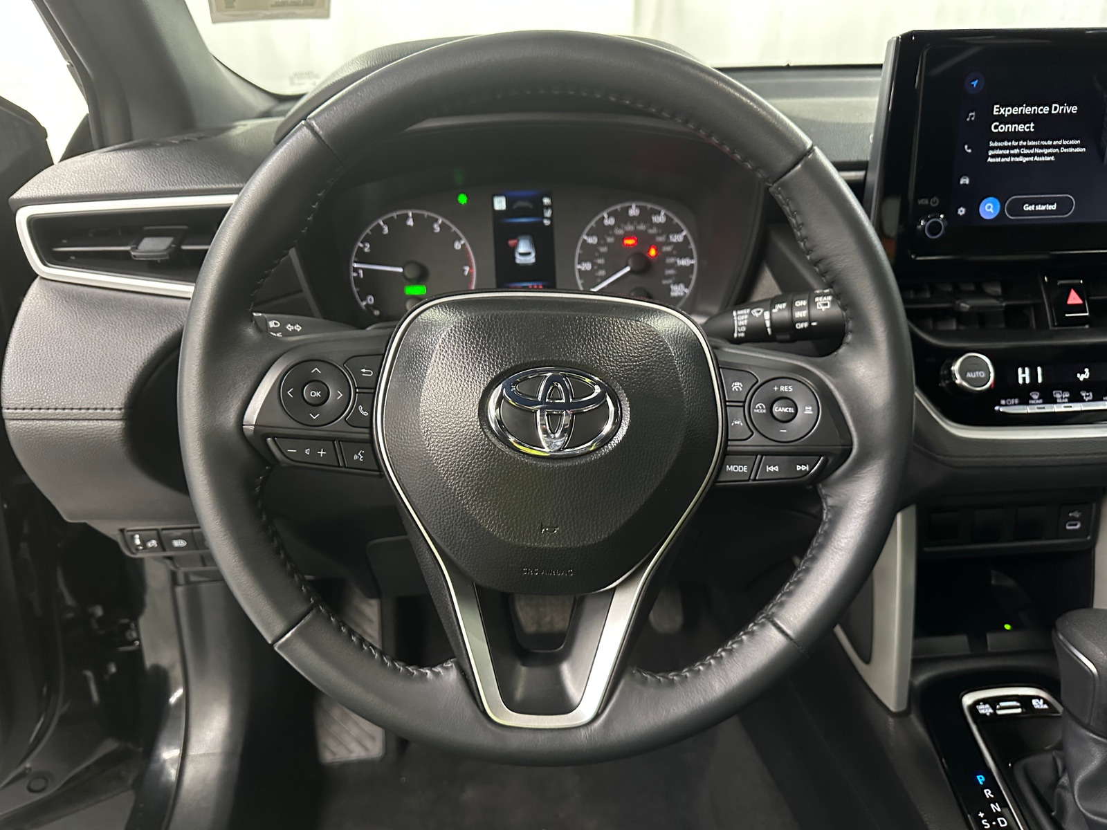 Thumbnail: 2025 Toyota Corolla Cross - 5