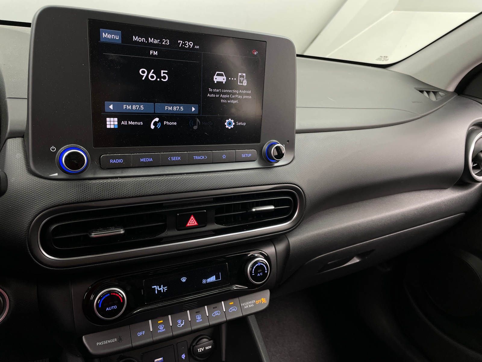 Thumbnail: 2022 Hyundai Kona - 4