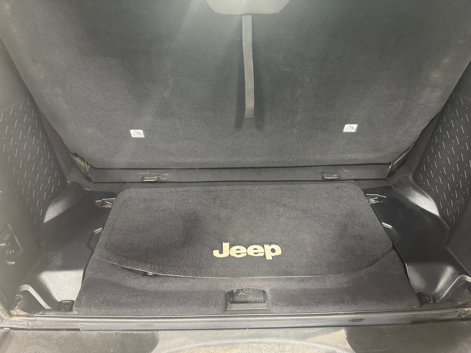 Thumbnail: 2013 Jeep Wrangler - 7