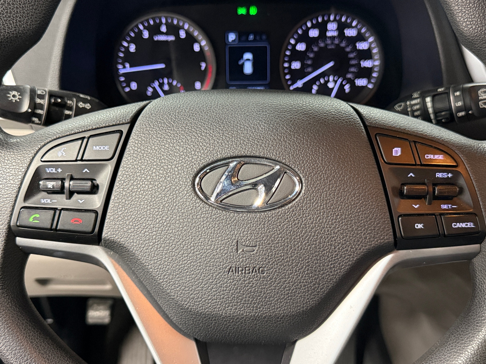 Thumbnail: 2016 Hyundai Tucson - 5