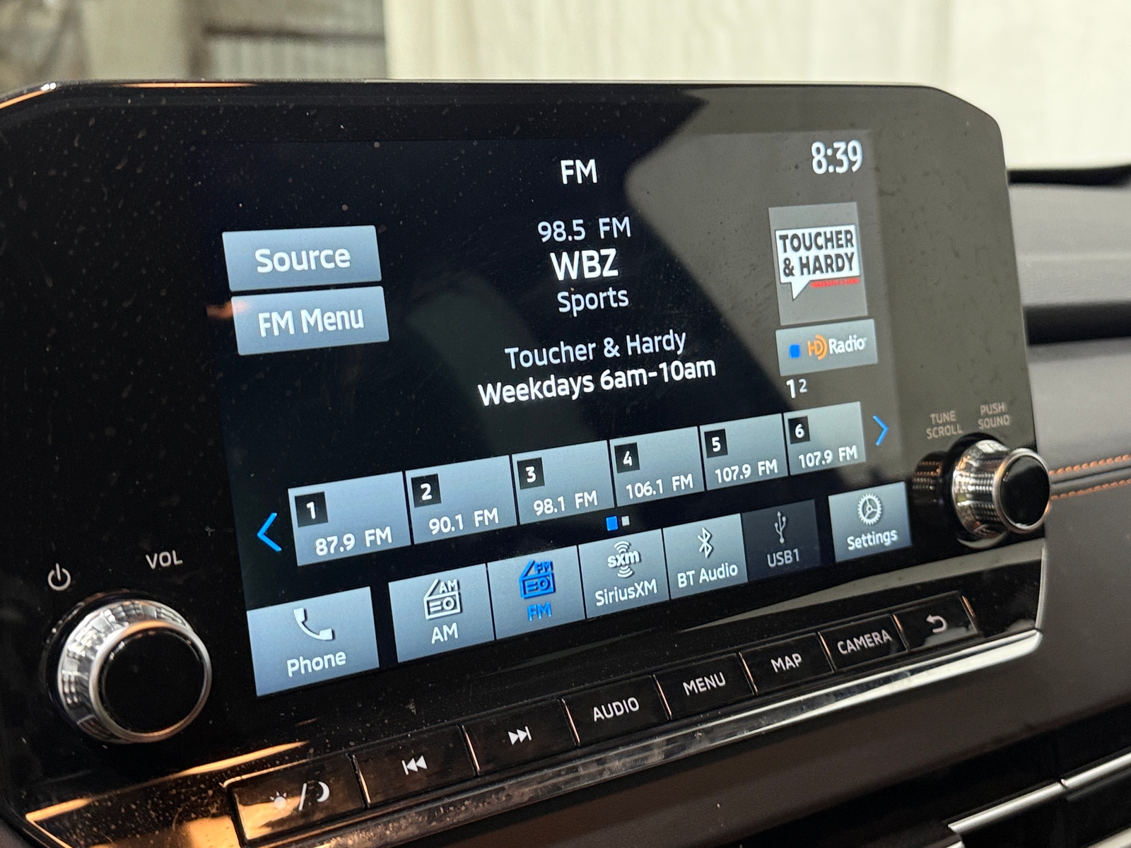 Thumbnail: 2023 Mitsubishi Outlander - 3