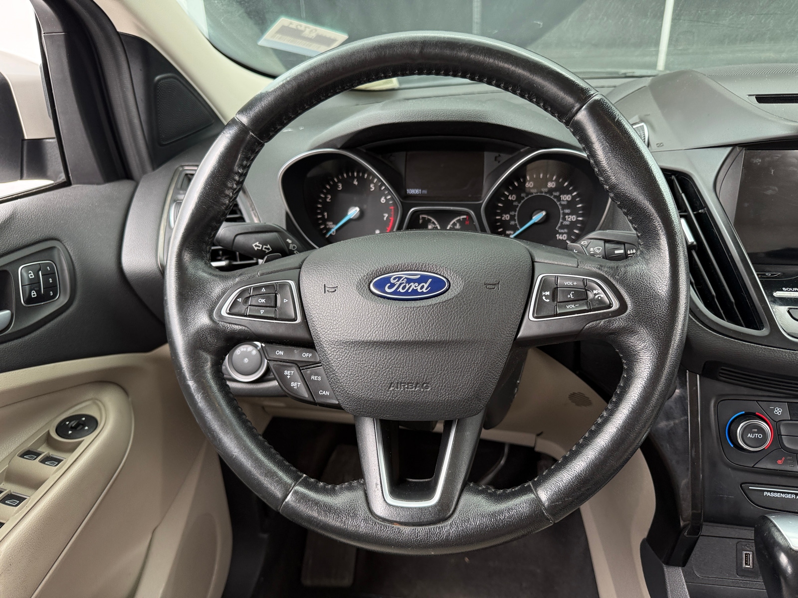 Thumbnail: 2017 Ford Escape - 4